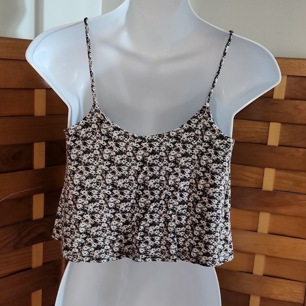 Nollie brand crop top - Picture 4 of 8
